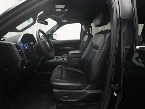 Used 2020 Ford Expedition Max XLT w/ Equipment Group 202A AWD/4WD image 7