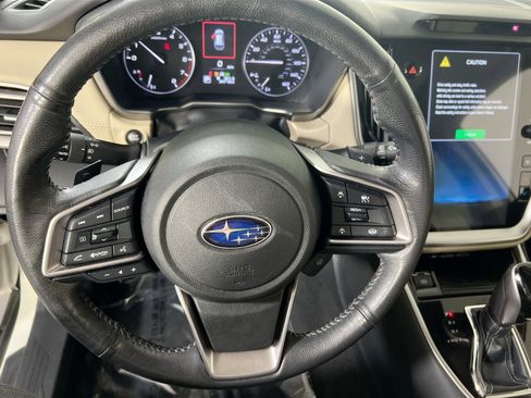 Used 2023 Subaru Outback Limited image 11