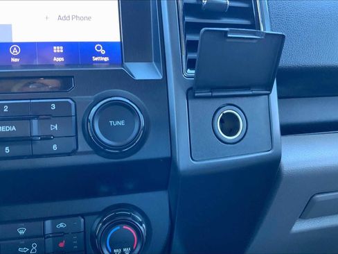 Used 2020 Ford F150 XLT w/ Equipment Group 302A Luxury image 32