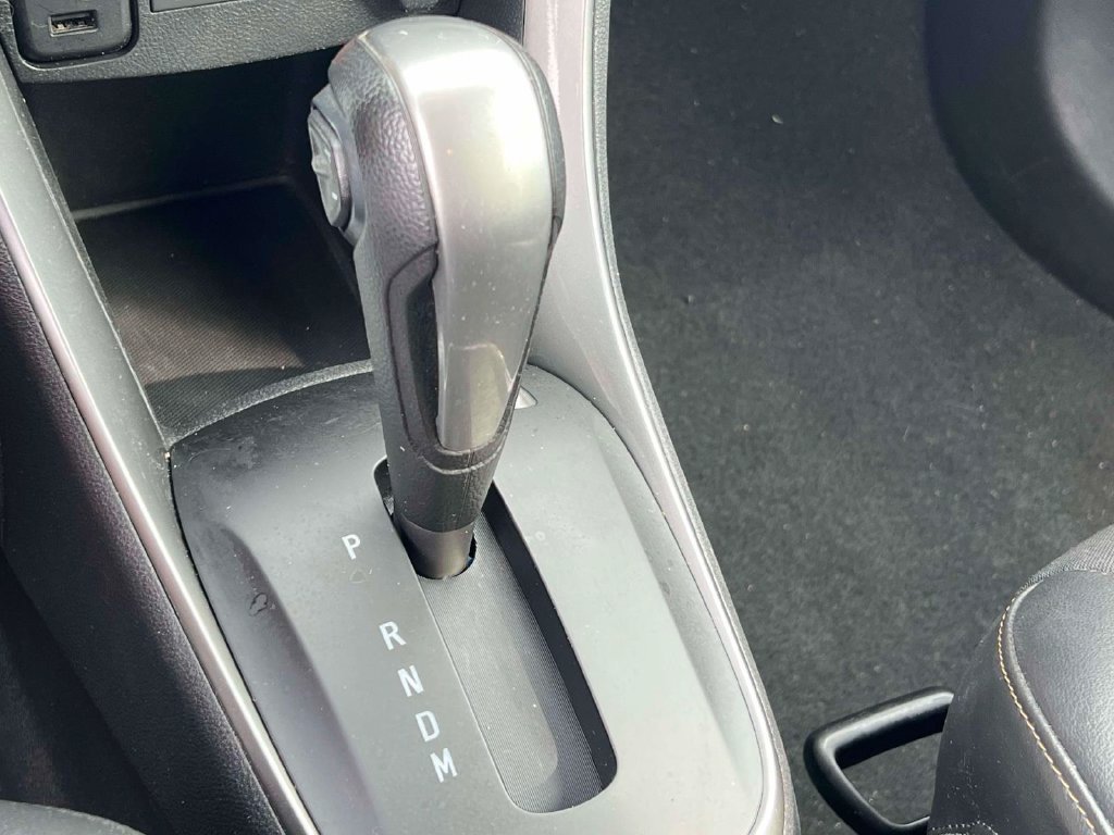 Used 2019 Chevrolet Trax LT w/ LT Convenience Package AWD/4WD image 27