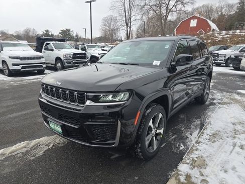 New 2026 Jeep Grand Cherokee L Limited image 3