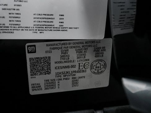 Used 2023 GMC Yukon XL Denali image 15