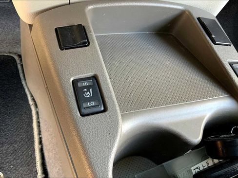 Used 2012 Nissan Leaf SV image 31