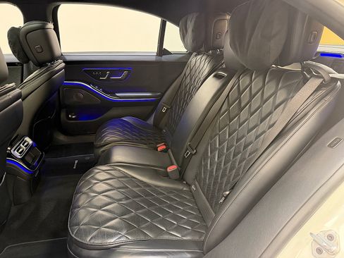 Certified 2023 Mercedes-Benz S 580 4MATIC Sedan image 15