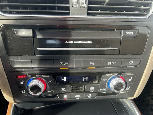 Used 2014 Audi Q5 3.0T Prestige image 27