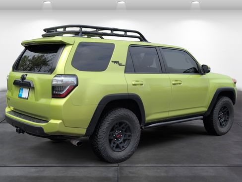 Used 2023 Toyota 4Runner TRD Off-Road Premium w/ Off Road Premium Plus Package AWD/4WD image 5