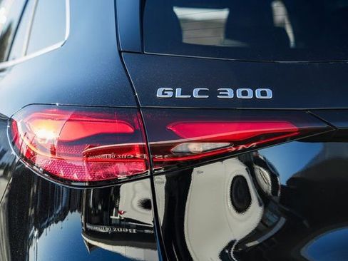 New 2026 Mercedes-Benz GLC 300 4MATIC image 7
