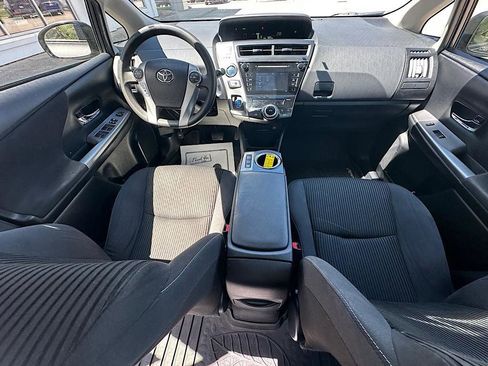 Certified 2017 Toyota Prius V Two FWD image 16