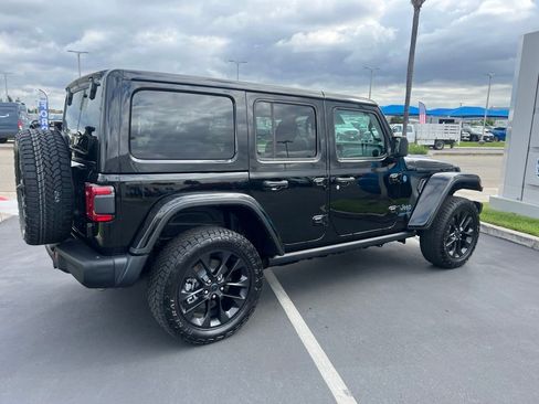 Used 2025 Jeep Wrangler Backcountry 4xe AWD/4WD image 14