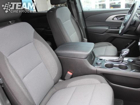 Certified 2023 Chevrolet Traverse LT image 30