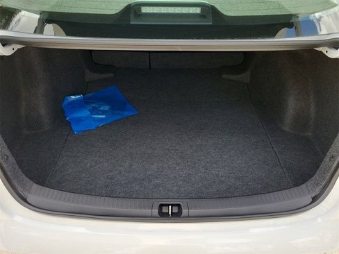 Used 2026 Toyota Corolla LE image 8