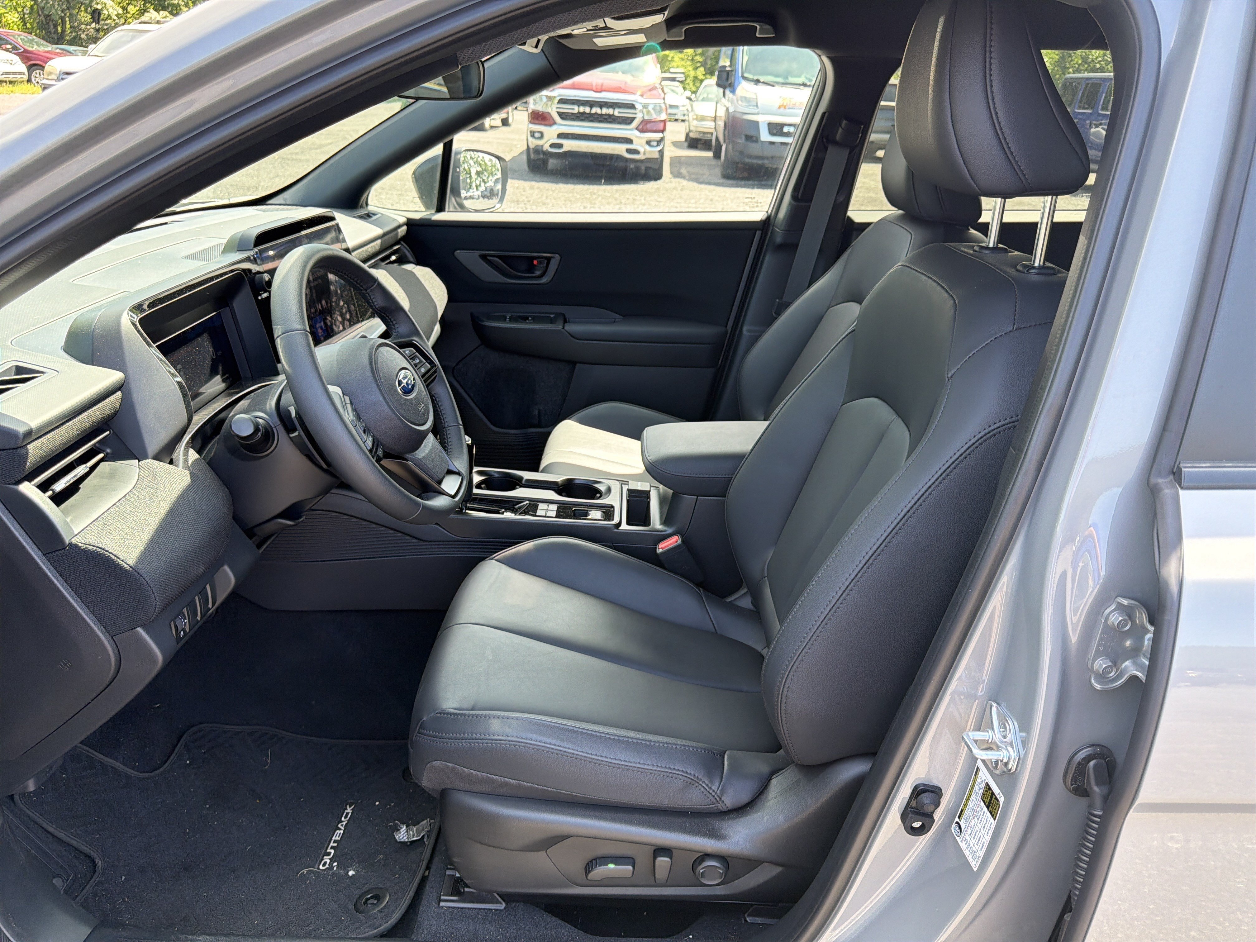 Used 2026 Subaru Outback Premium AWD/4WD image 14