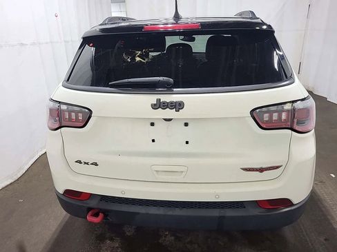Used 2018 Jeep Compass Trailhawk w/ Navigation Group image 3