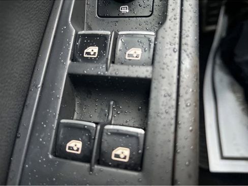 Used 2022 Volkswagen GTI SE image 33