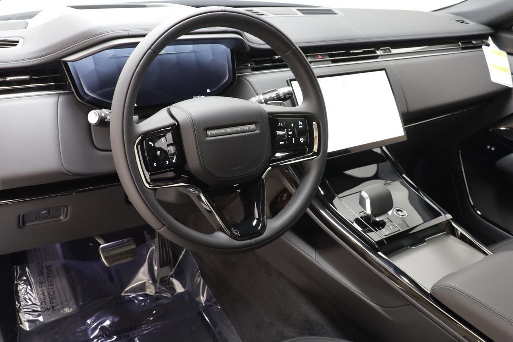 New 2026 Land Rover Range Rover Sport Dynamic SE AWD/4WD image 8