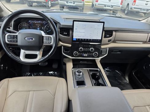 Used 2024 Ford Expedition Max Limited RWD image 9