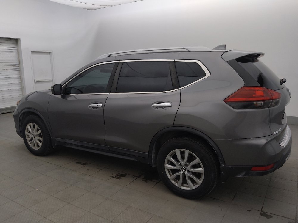 Used 2018 Nissan Rogue SV FWD image 3