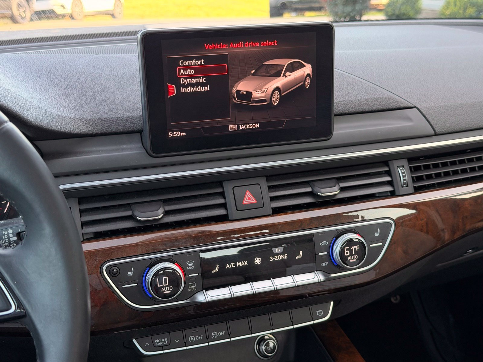 Used 2017 Audi A4 2.0T Ultra Premium FWD image 38
