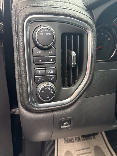 Used 2020 Chevrolet Silverado 1500 LT Trail Boss AWD/4WD image 22