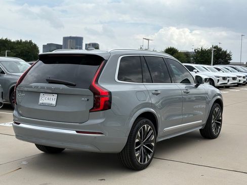 New 2026 Volvo XC90 B5 Core w/ Protection Package Premier image 5