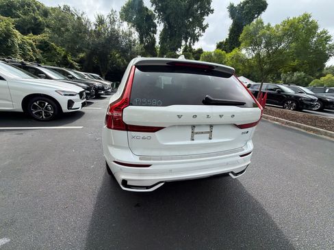 Used 2024 Volvo XC60 B5 Core w/ Protection Package Premier AWD/4WD image 12
