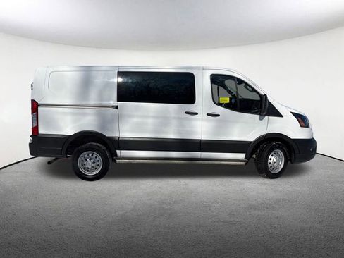 Used 2024 Ford Transit 250 Low Roof AWD w/ Exterior Upgrade Package image 15