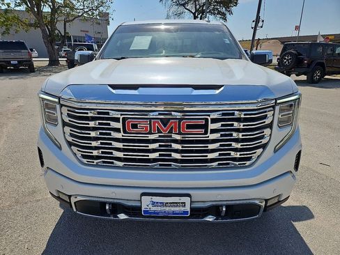 Used 2024 GMC Sierra 1500 Denali RWD image 12