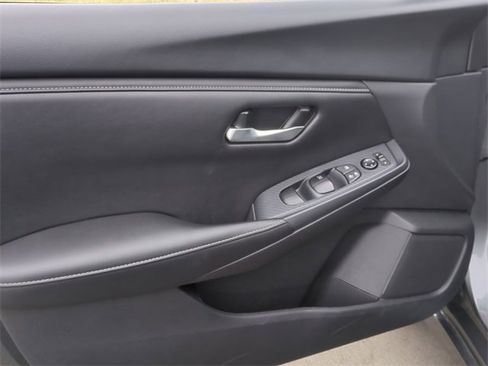 Used 2024 Nissan Sentra SV image 19