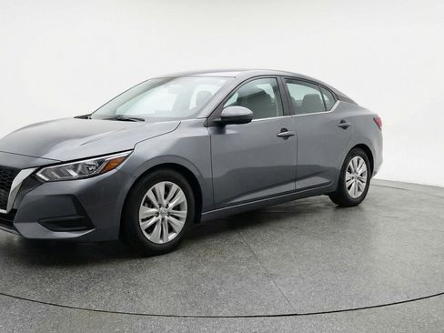 Used 2025 Nissan Sentra S image 3