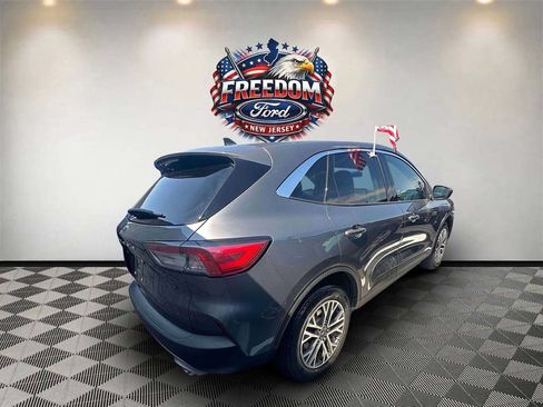 Used 2022 Ford Escape SEL AWD/4WD image 3