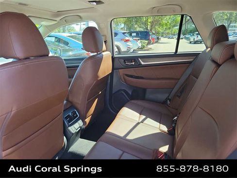 Used 2019 Subaru Outback 3.6R Touring image 12