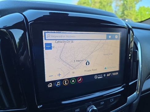 Used 2023 Chevrolet Traverse Premier AWD/4WD image 32