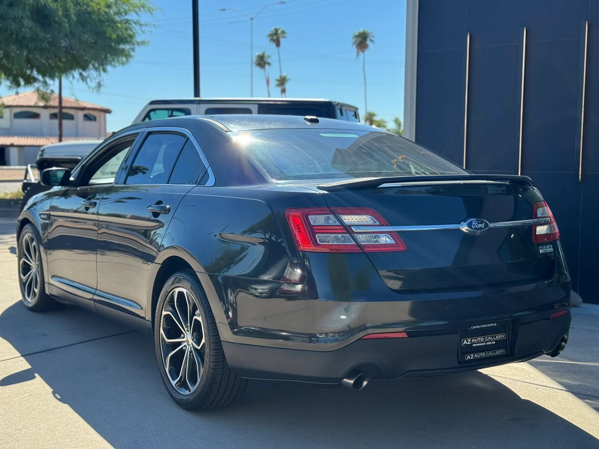 Used 2013 Ford Taurus SHO AWD/4WD image 7