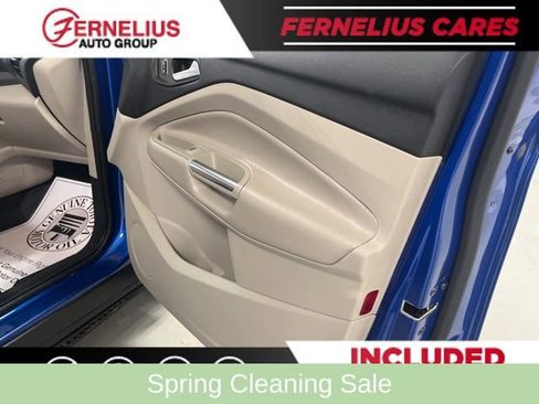 Used 2019 Ford Escape SE AWD/4WD image 16