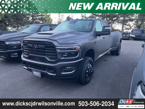 Used 2026 RAM 3500 Laramie w/ Night Edition AWD/4WD image 5