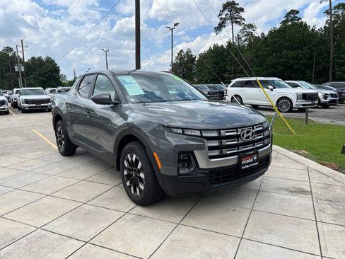 Used 2026 Hyundai Santa Cruz SE FWD image 3
