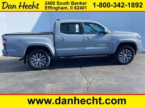 Used 2020 Toyota Tacoma Limited image 3