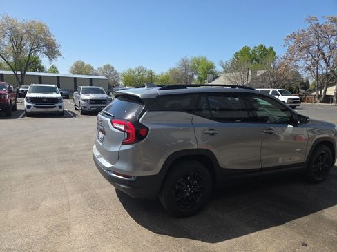Used 2024 GMC Terrain AT4 w/ Infotainment Package II image 9