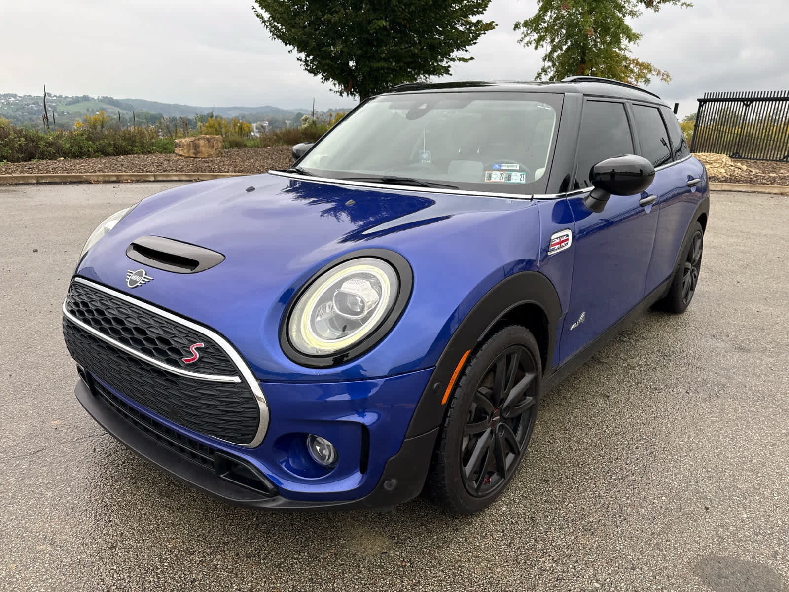 Used 2021 MINI Cooper Clubman S w/ Driver Assistance Package AWD/4WD image 1