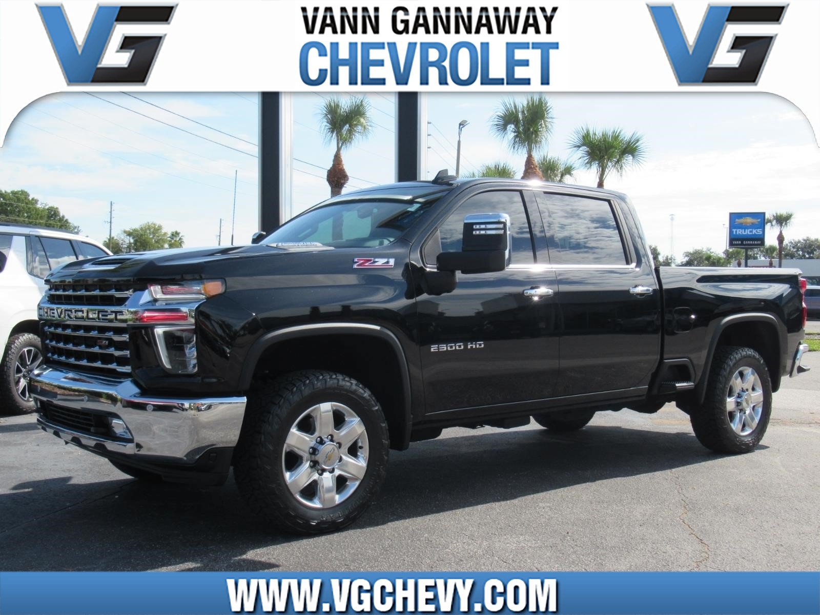 Used 2023 Chevrolet Silverado 2500 LTZ w/ LTZ Convenience Package AWD/4WD image 1