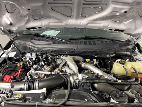 Used 2020 Ford F250 Lariat AWD/4WD image 9