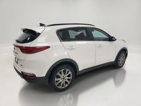 Certified 2022 Kia Sportage Nightfall Edition w/ Nighfall AWD Premium Package image 5