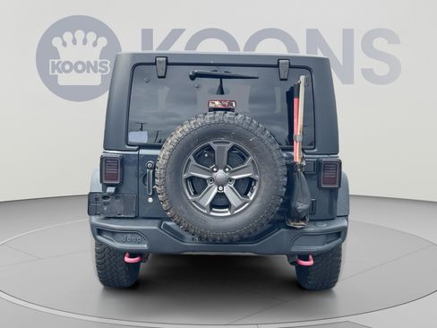 Used 2018 Jeep Wrangler Rubicon AWD/4WD image 4