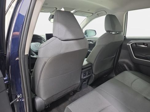 Certified 2025 Toyota RAV4 XLE AWD/4WD image 10
