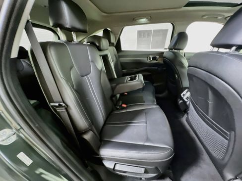 Used 2023 Kia Sorento S w/ Panoramic Sunroof Package AWD/4WD image 28