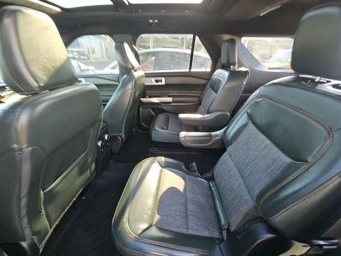 Used 2022 Ford Explorer Timberline w/ Timberline Technology Package image 4