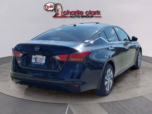 Used 2025 Nissan Altima 2.5 S image 5