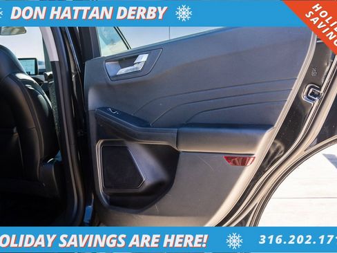 Used 2022 Ford Escape SEL image 24