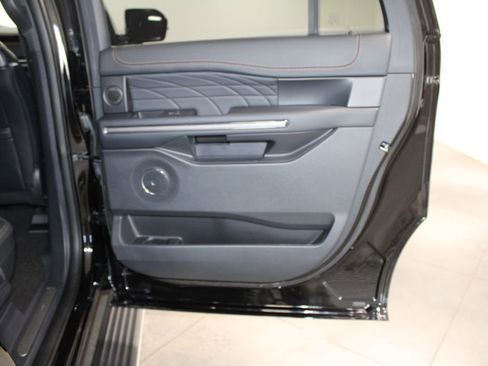 Used 2023 Ford Expedition Max Platinum image 38