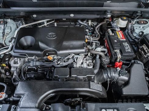 Used 2020 Toyota RAV4 Adventure image 15